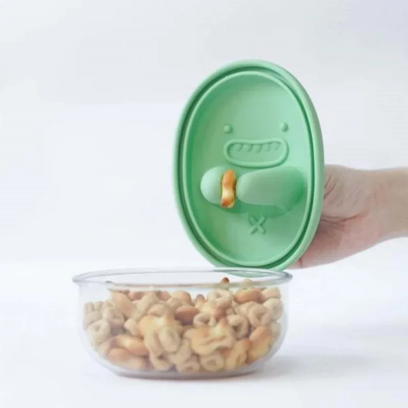 Hands-Free Snack Box, No Crumb - Food Storage Method review and price